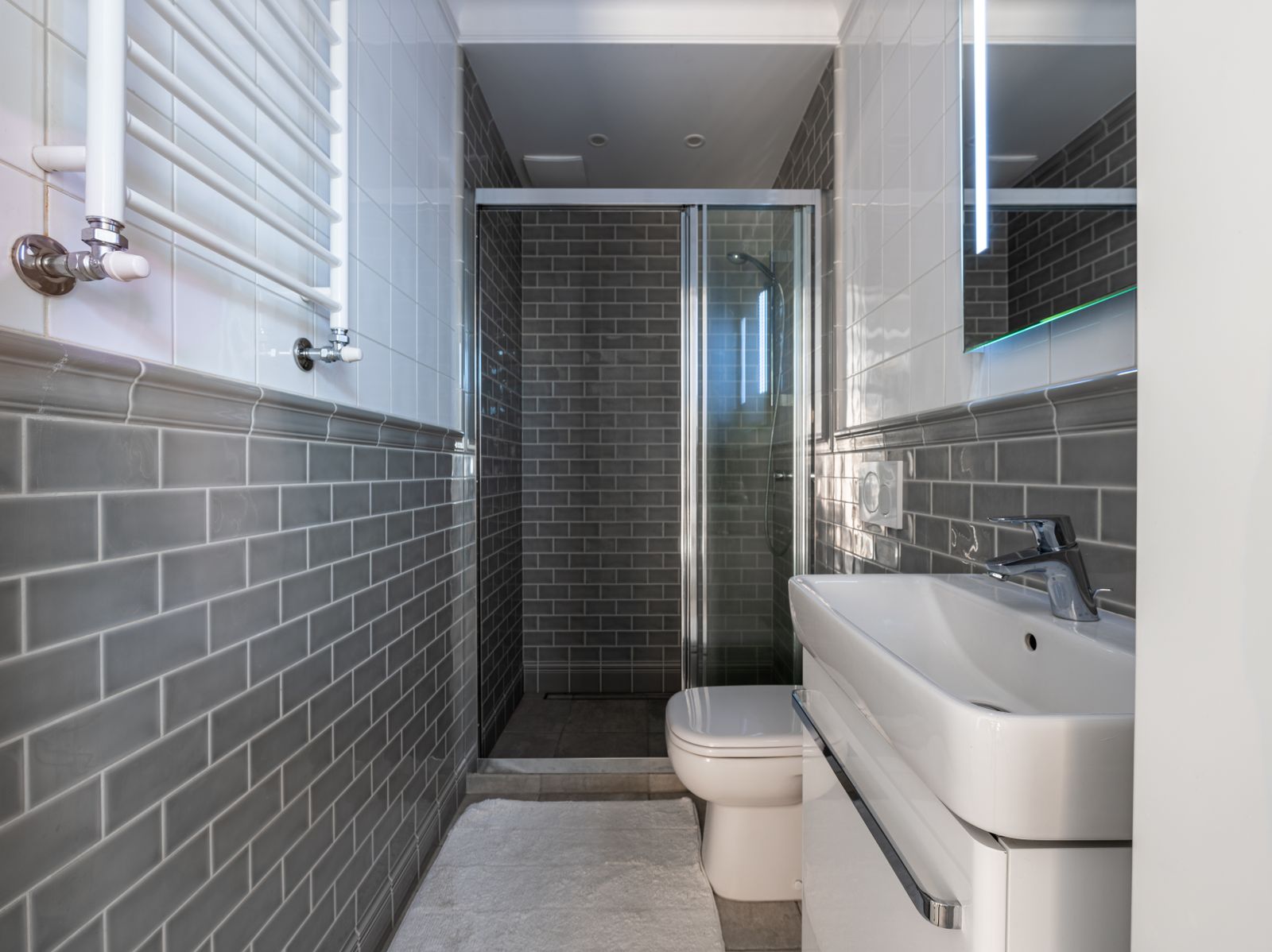 New tiled bathroom